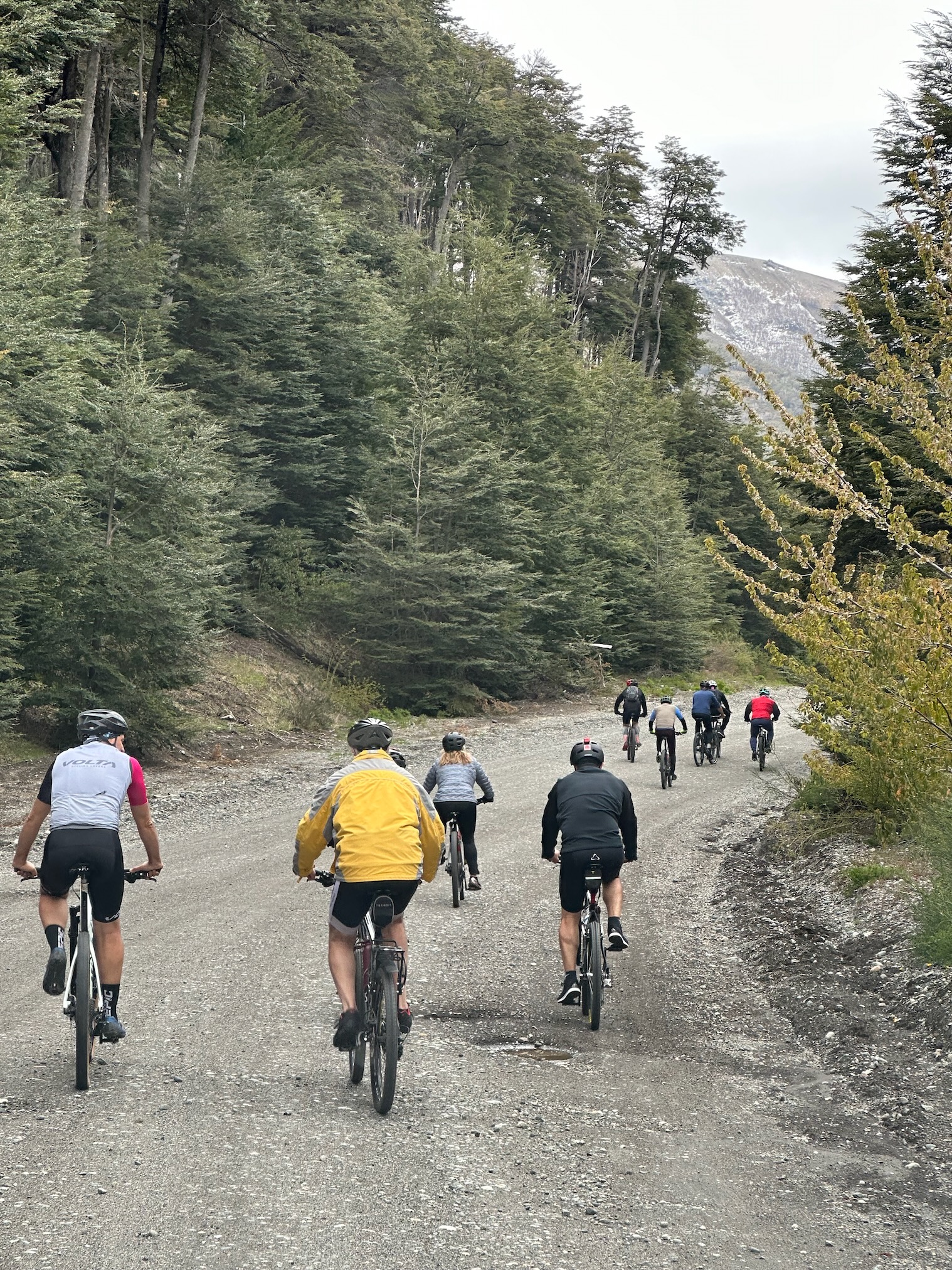 Pedaleando hacia el Cerro Bayo