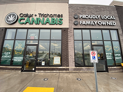 Calyx + Trichomes Store Outside
