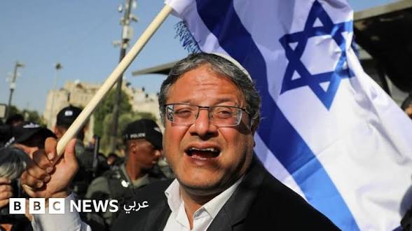 بن غفير يقتحم سجن الأسيرات الفلسطينيات ويهدد بتشديد الإجراءات