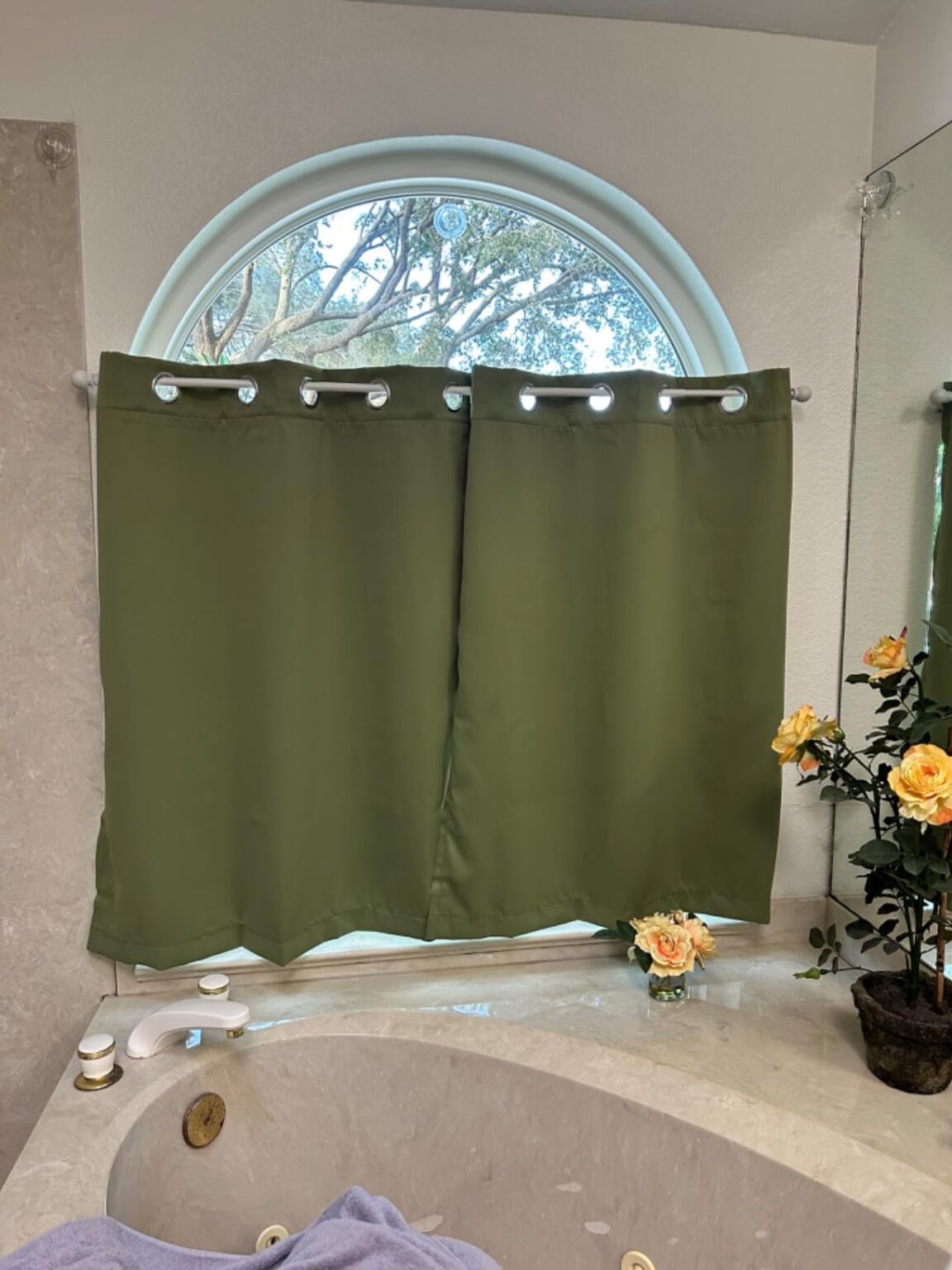 21 gorgeous bathroom window privacy ideas