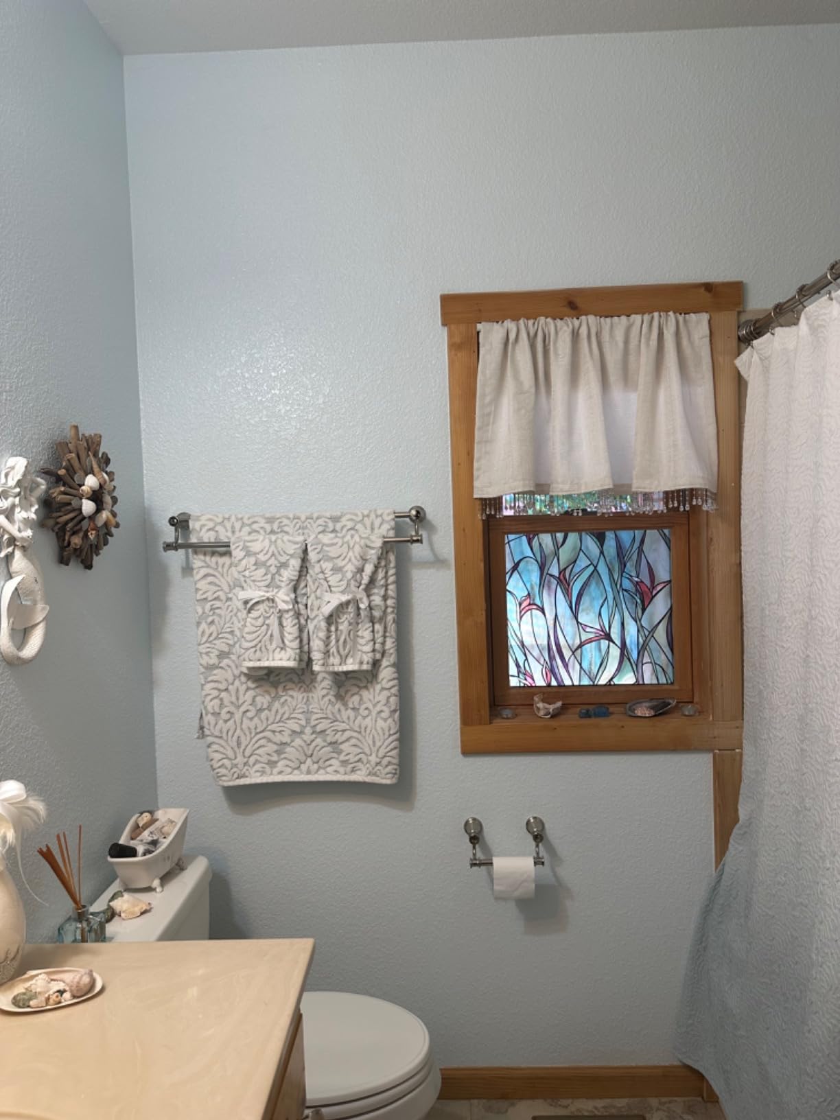 21 gorgeous bathroom window privacy ideas
