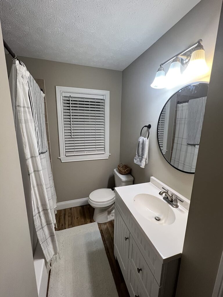 21 gorgeous bathroom window privacy ideas