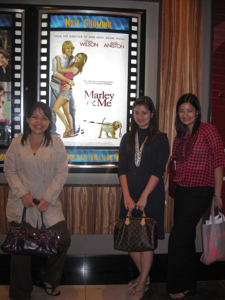 Marley and Me {Movie Review}