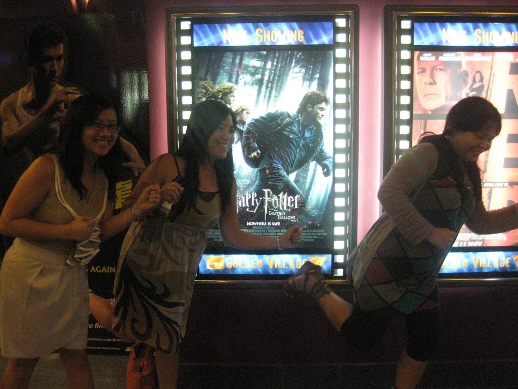 Harry Potter and the Deathly Hallows part 1 (Movie Review)