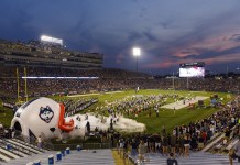 VILLA-NOPE-A! – HUSKIES SURVIVE OPENING TILT AGAINST FCS FOE