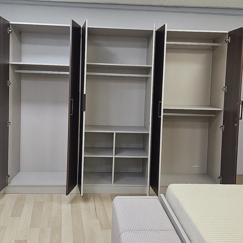 Chambre à Coucher Complète ANKA – 6 Pièces – Armoire 6 Battants – Lit 180x200 – Coiffeuse, Pouf & Banquette – Couleur Marron Gris Élégant