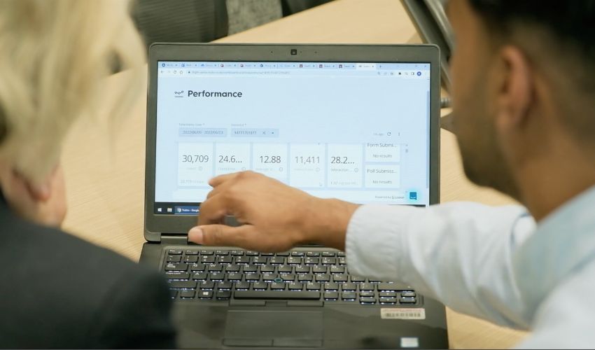 Vudoo Advanced Analytics - Creative HD Gradient Patterns | Free Download