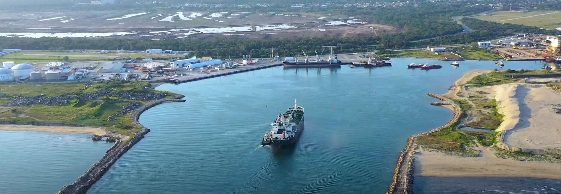 PARA SABER MÁS DEL PUERTO DOS BOCAS.