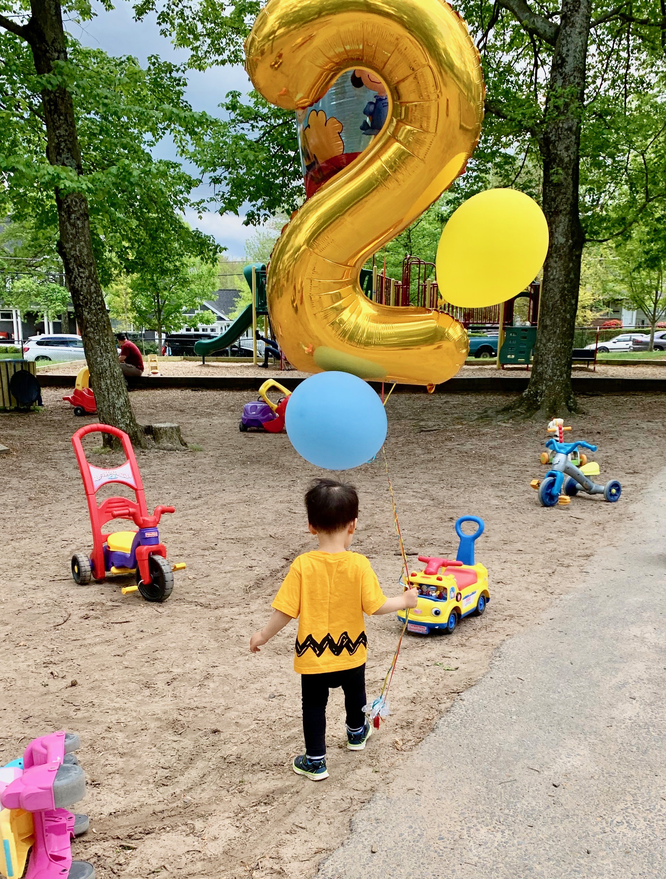 birthday balloon yellow charlie brown shirt