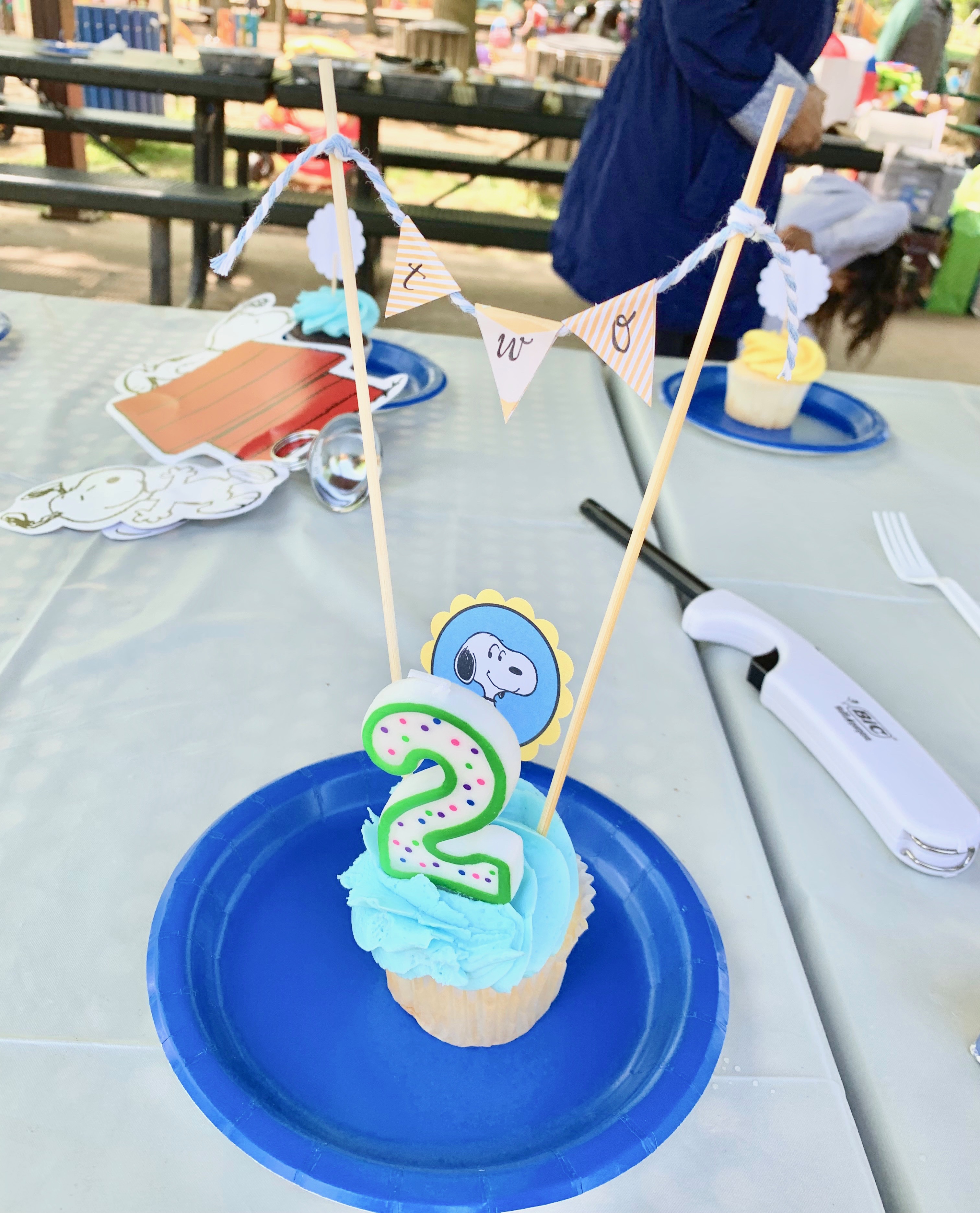 snoopy cupcake birthday banner