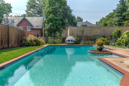 pool