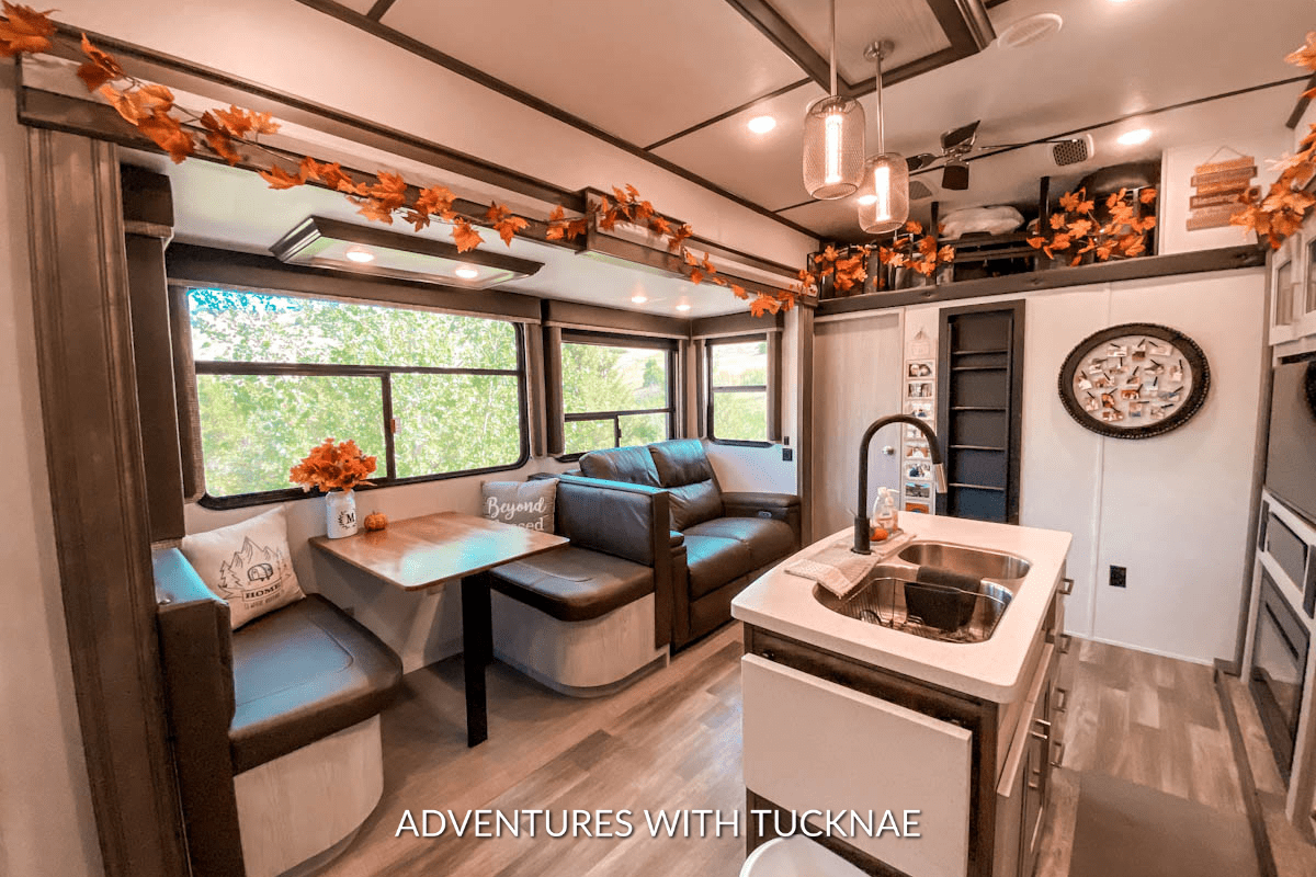 20 Best rv decorating ideas to Transform Your Home on Wheels