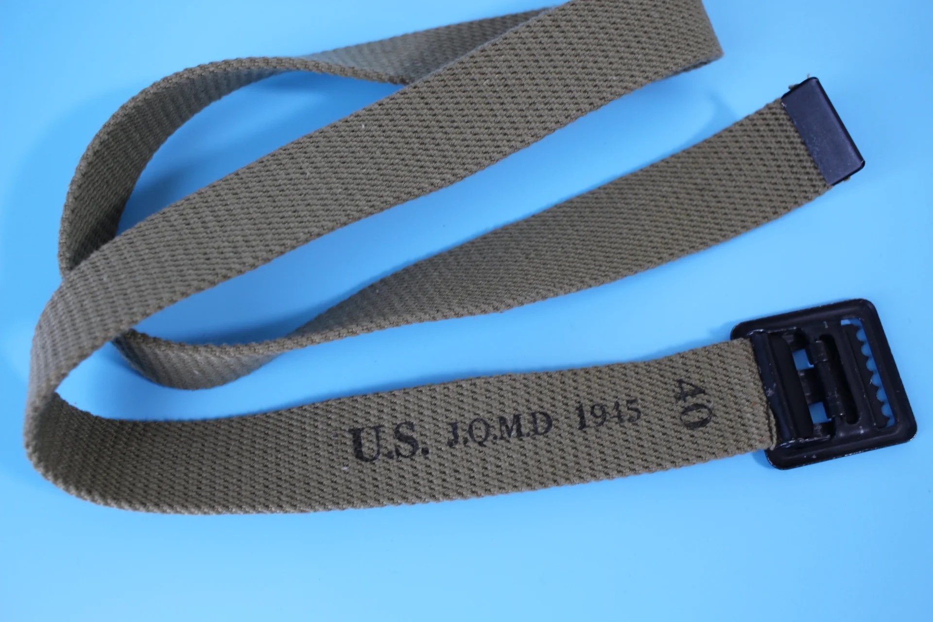 トラウザース ベルトバックル