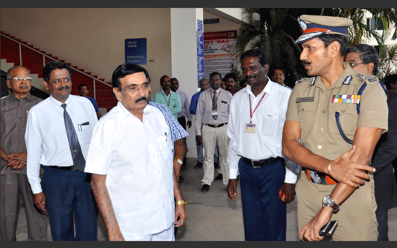 Special lecture by Dr.C.Sylendra Babu. I.P.S. - Arasu Engineering College, Kumbakonam