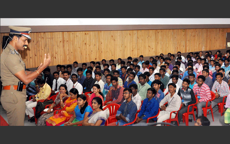 Special lecture by Dr.C.Sylendra Babu. I.P.S. - Arasu Engineering College, Kumbakonam