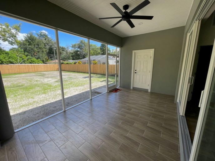 Aes Remodel Screen rooms in fl