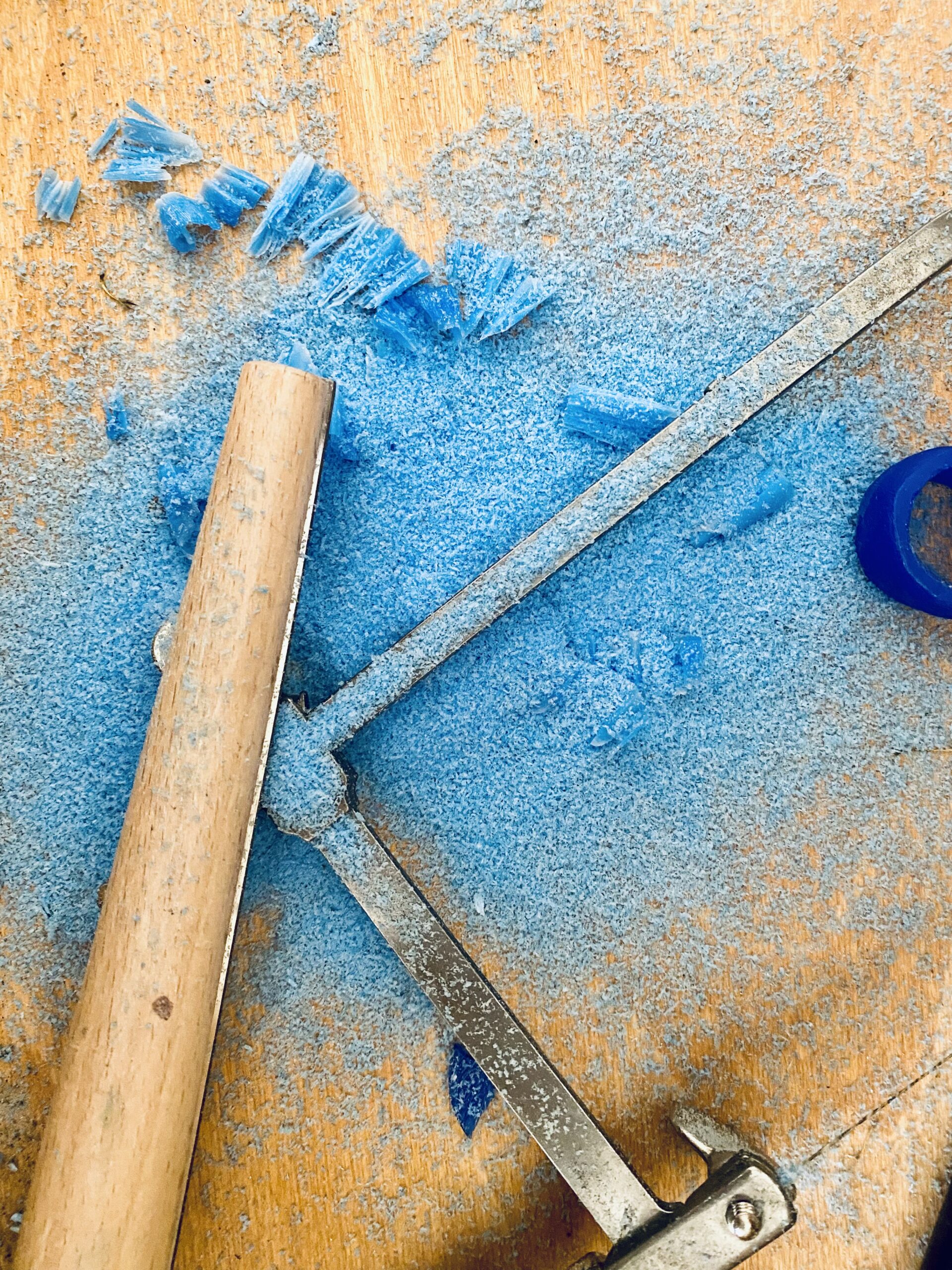Jewelry making tools and materials in the Αιθήρ studio in Athens