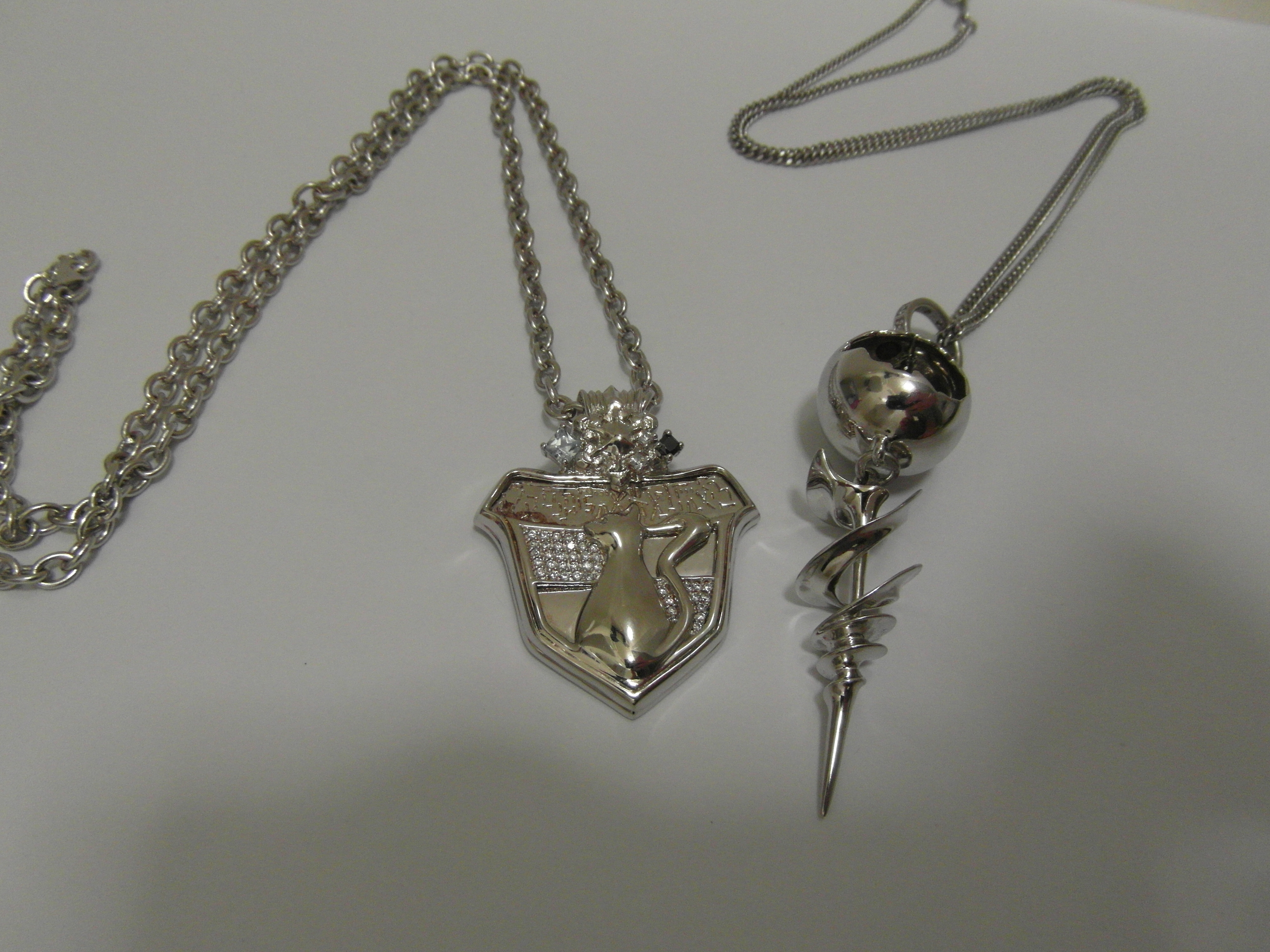 FFXIII Snow's Pendant | a final fantasy blog