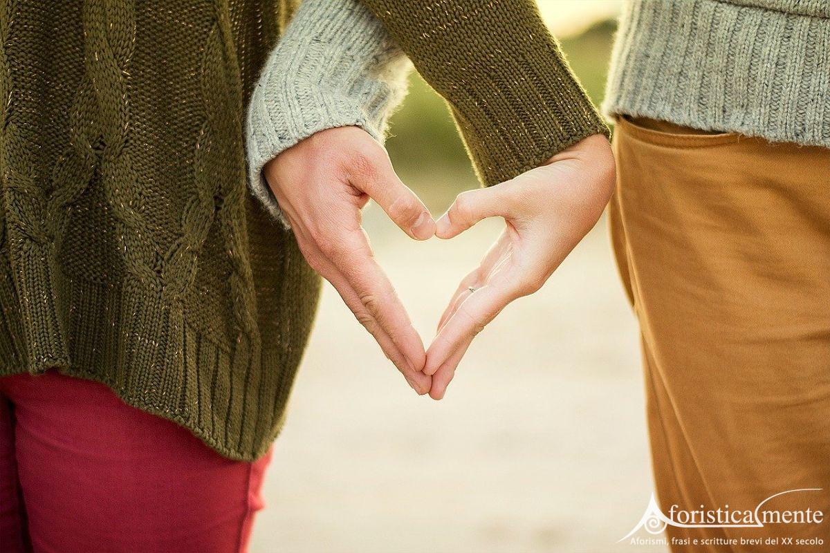 Quando perdi il tempo al telefono, quando i minuti scorrono senza che te ne accorgi, quando le parole non hanno senso, quando nessuno dei due ha voglia di . Frasi D Amore Per Il Mesiversario Aforisticamente