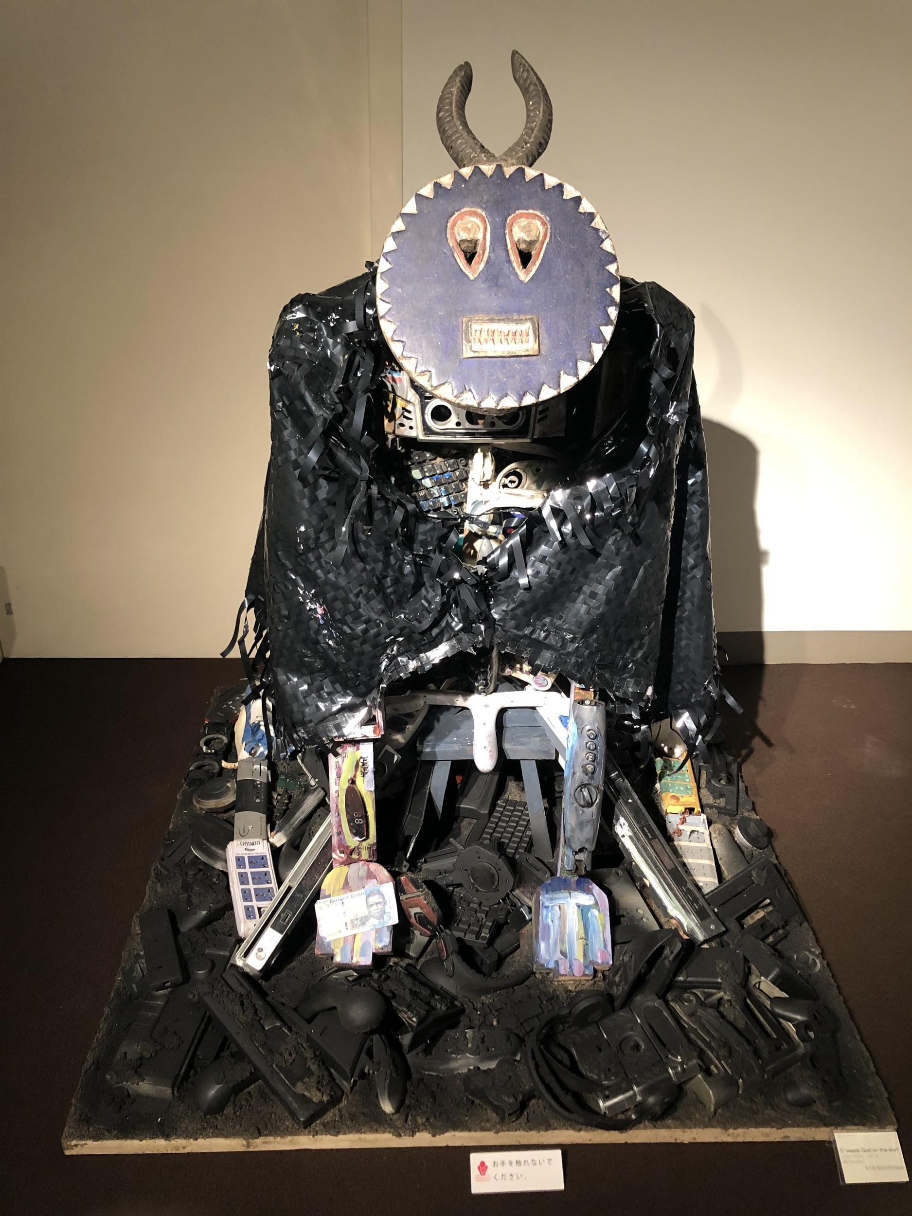 レポ】ガーナの電子ゴミアート長坂真護展＠新宿伊勢丹にインターン生が