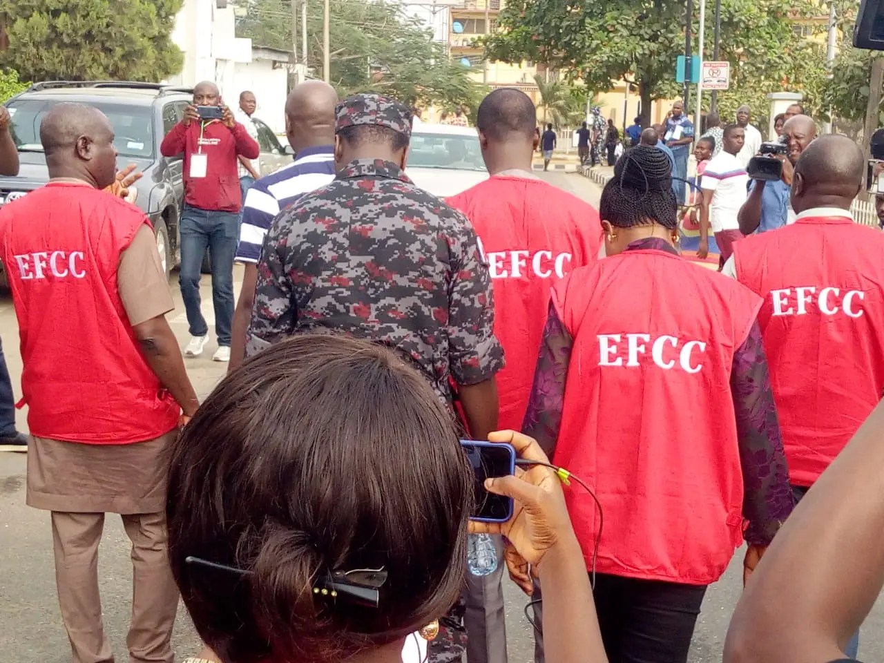 EFCC, suspects, phones, operation