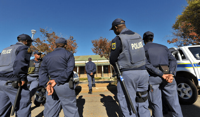 South Africa Nabs 12 Senior Police Officers Over Alleged Corruption