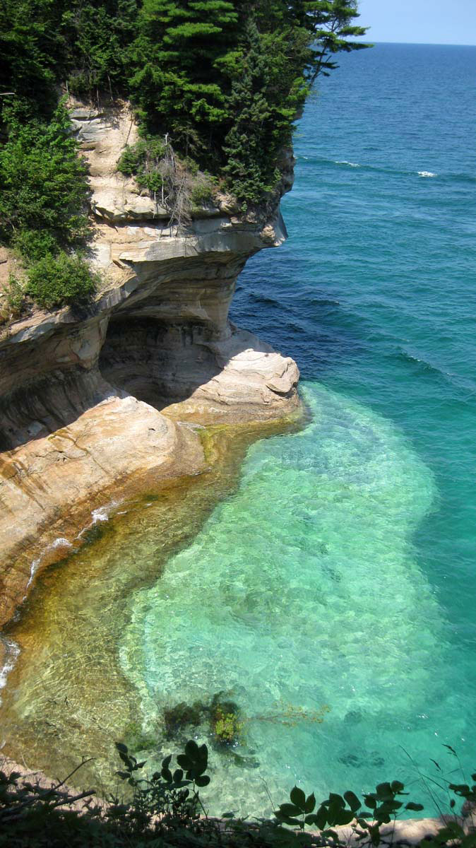 Pictured-Rocks-big