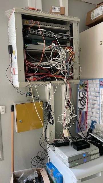 Ancien coffret informatique