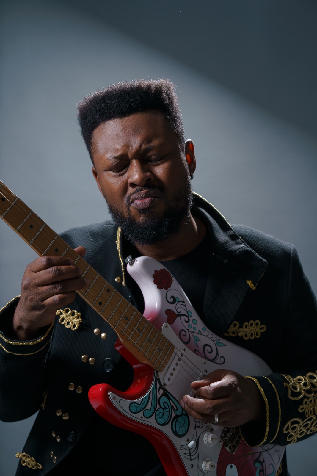 Hugo Rafael faz show “Clássicos da Minha História”, nesta quarta (4), em Sorocaba