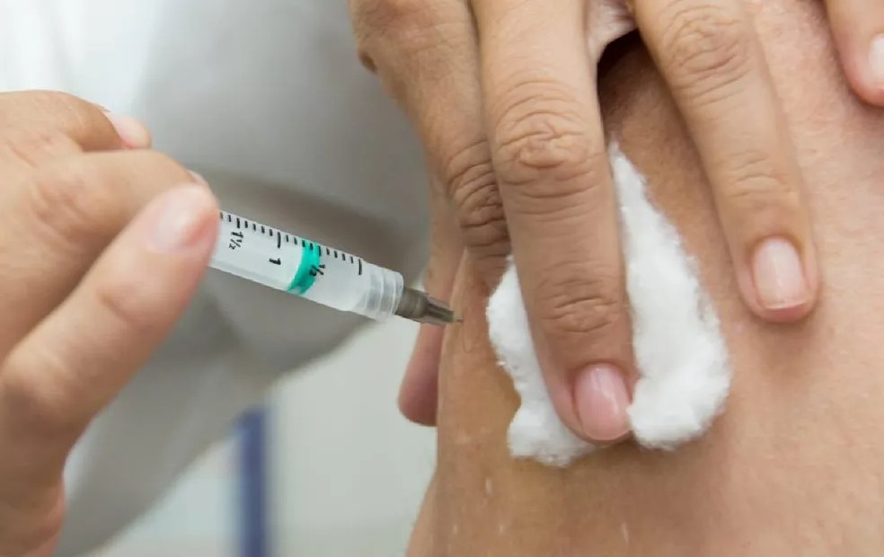 PÁTIO CIANÊ SHOPPING RECEBE CAMPANHA DE VACINAÇÃO CONTRA INFLUENZA, MENINGITE, HPV E FEBRE AMARELA
