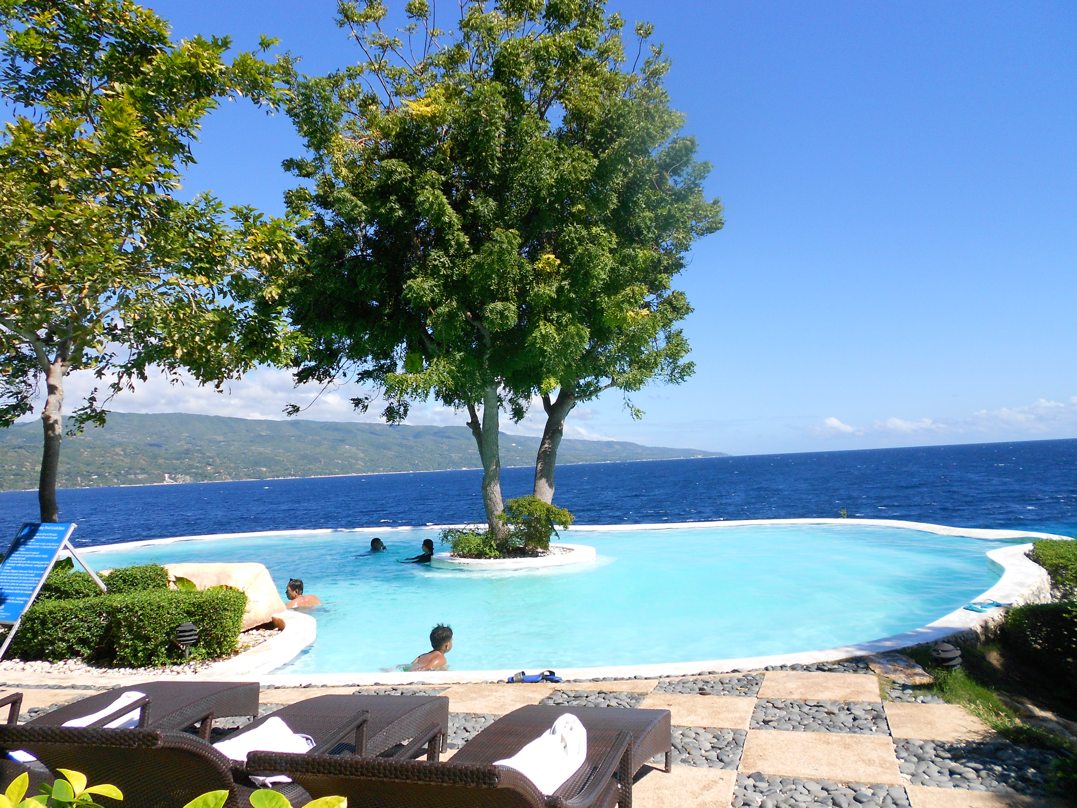 infinity pool