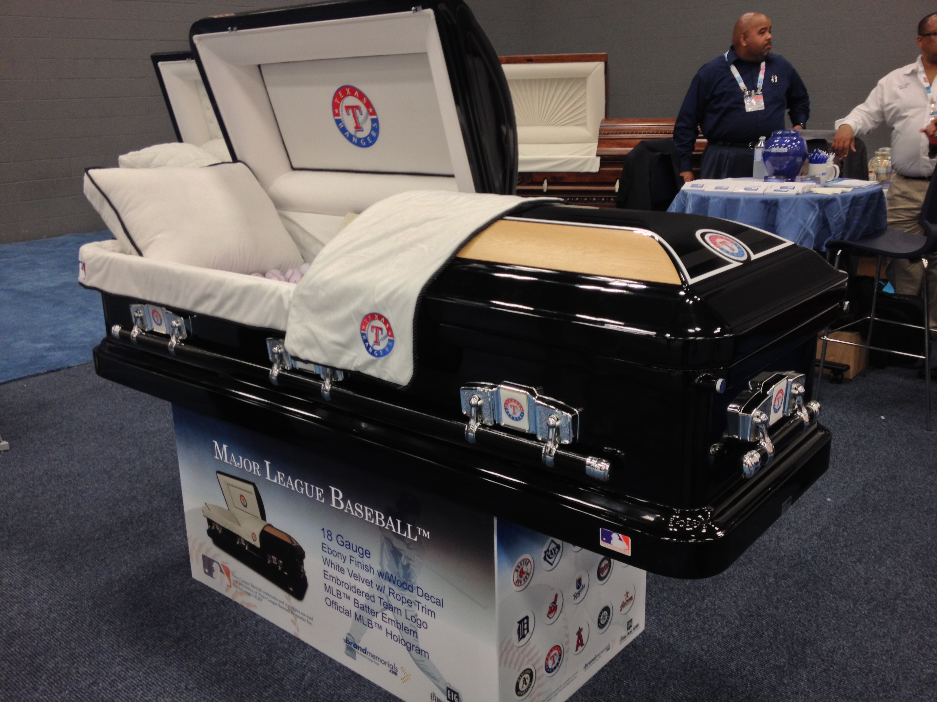 Casket Nick Ashford Funeral - 52f1o4a