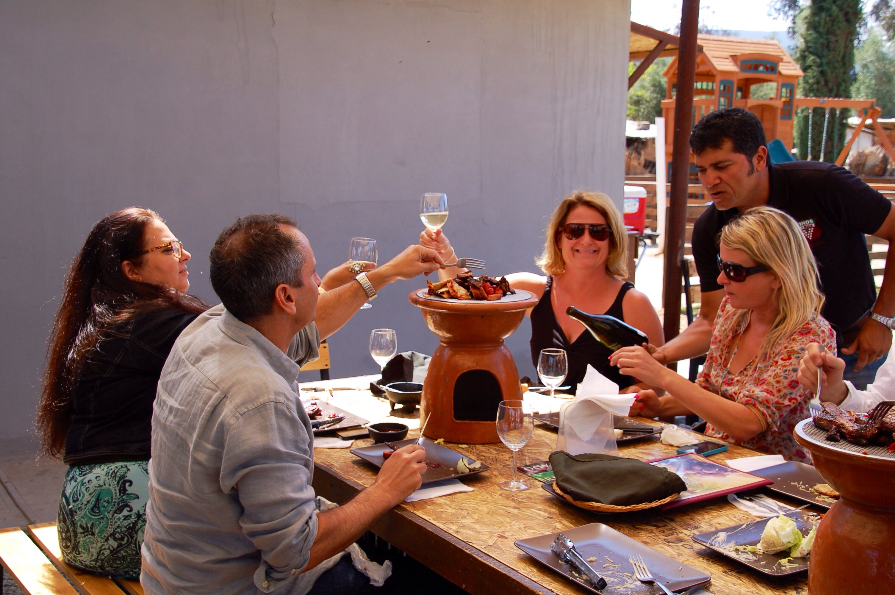 Salud! Enjoying Argentinian Barbacoa at Vinos de la Ruta.