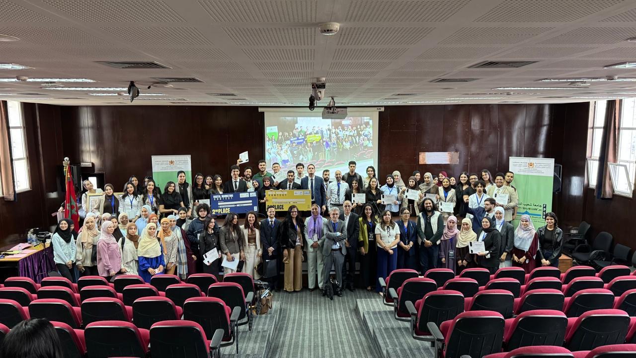 الكلية متعددة التخصصات بسيدي بنور تنظم ندوة ومسابقة التسويق الرقمي DMCC 2026 بجامعة شعيب الدكالي