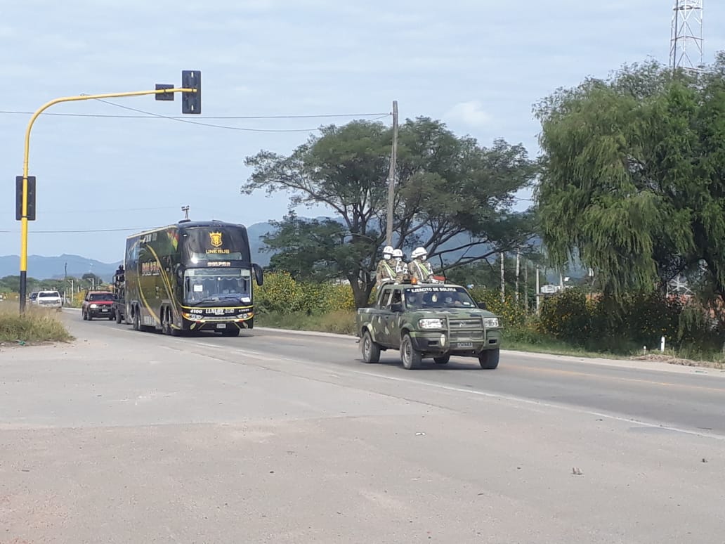 Llega a Yacuiba el primer bus de repatriados desde Argentina
