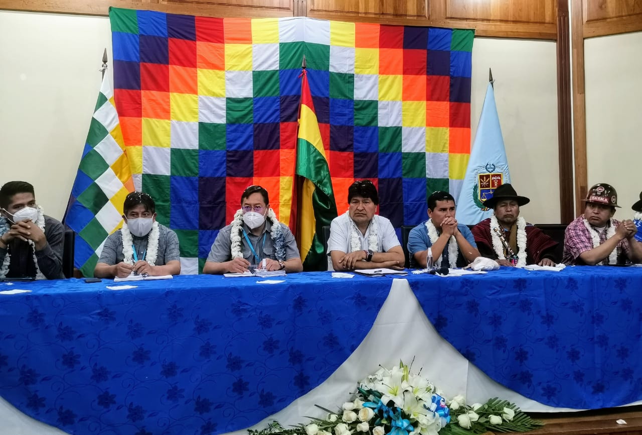 El MAS abre ampliado nacional para delinear la ruta a las subnacionales