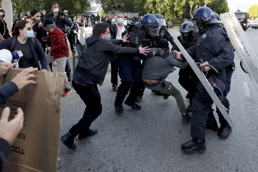 COVID-19 | Protestas contra las restricciones en Chipre