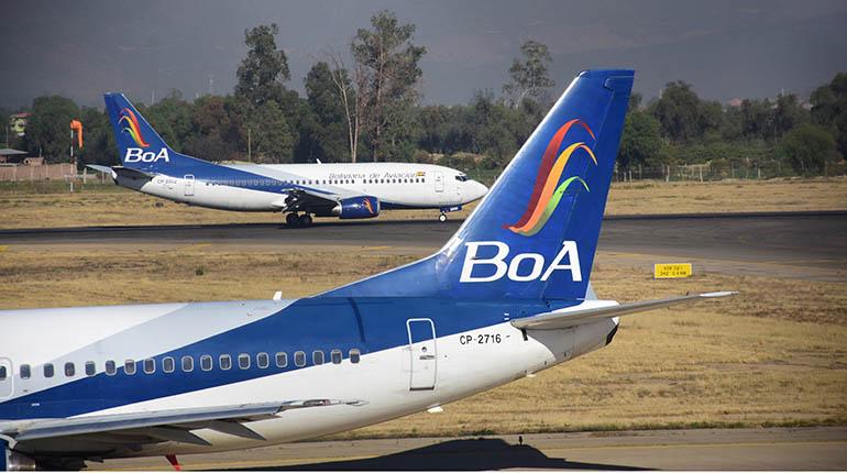 Pasajera de BOA denuncia robo de pertenencias; aerolínea la culpa por no revisar su equipaje