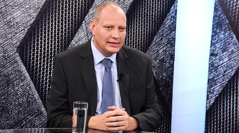 Gobierno asegura que no pone trabas a importación de vacunas