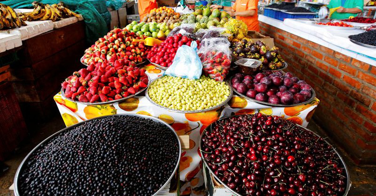 Qué frutas y verduras hay que consumir para reducir el deterioro cognitivo, según una nueva investigación científica