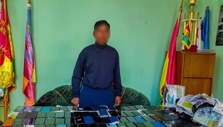 Sorprenden a extranjero con 76 celulares de dudosa procedencia