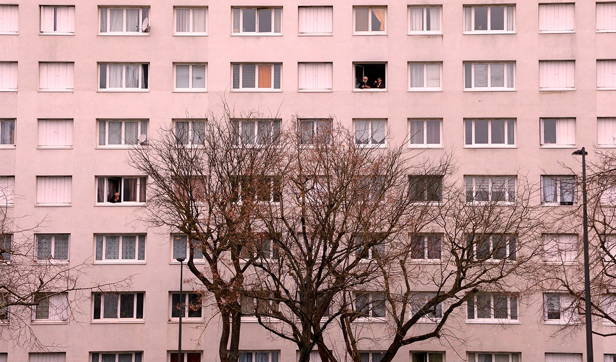 Quiso suicidarse, pero al ser salvado por los bomberos muere de un paro cardíaco