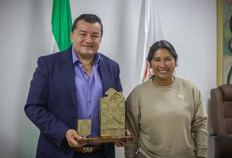 Eva Copa visita a Jhonny Fernández en Santa Cruz e intercambian experiencias del modelo de gestión municipal