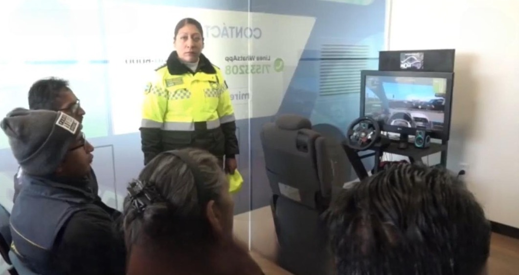 ATT activa operativo “Ch´alla y Carnaval con viaje seguro” con capacitaciones en manejo defensivo a conductores