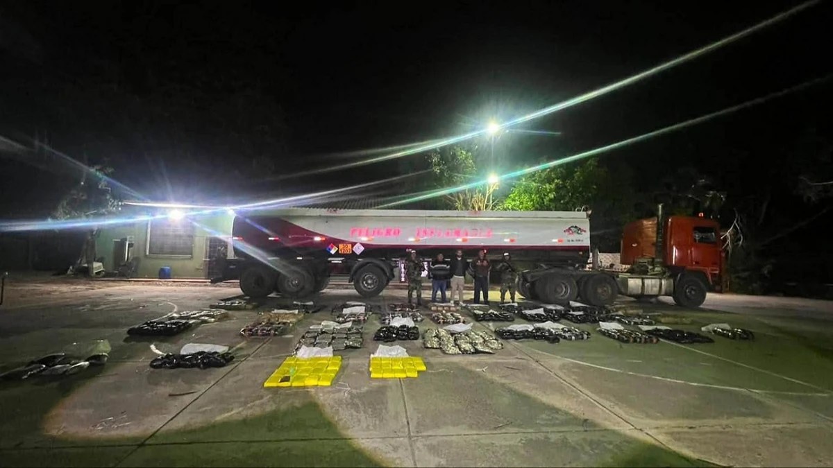 Interceptan cisterna con 355 kilos de marihuana y aprehenden a tres personas