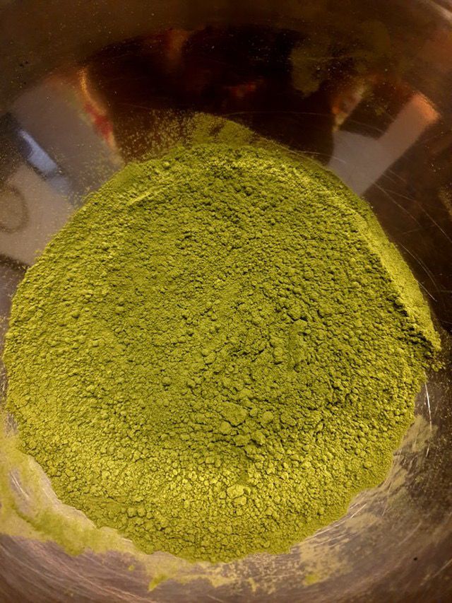 Dry Indigo Powder | How to make Indigo hair oil to remove premature graying