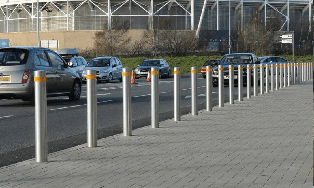 AIGS CarStopper 30 (Single Shallow Mount Bollard) PAS68