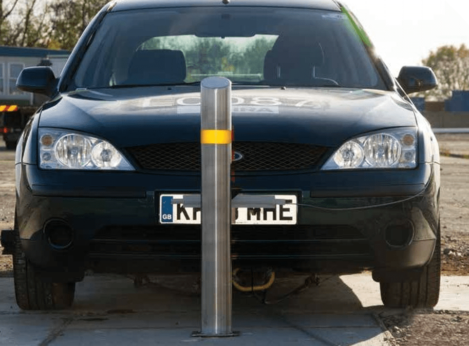 AIGS CarStopper 30 (Single Shallow Mount Bollard) PAS68