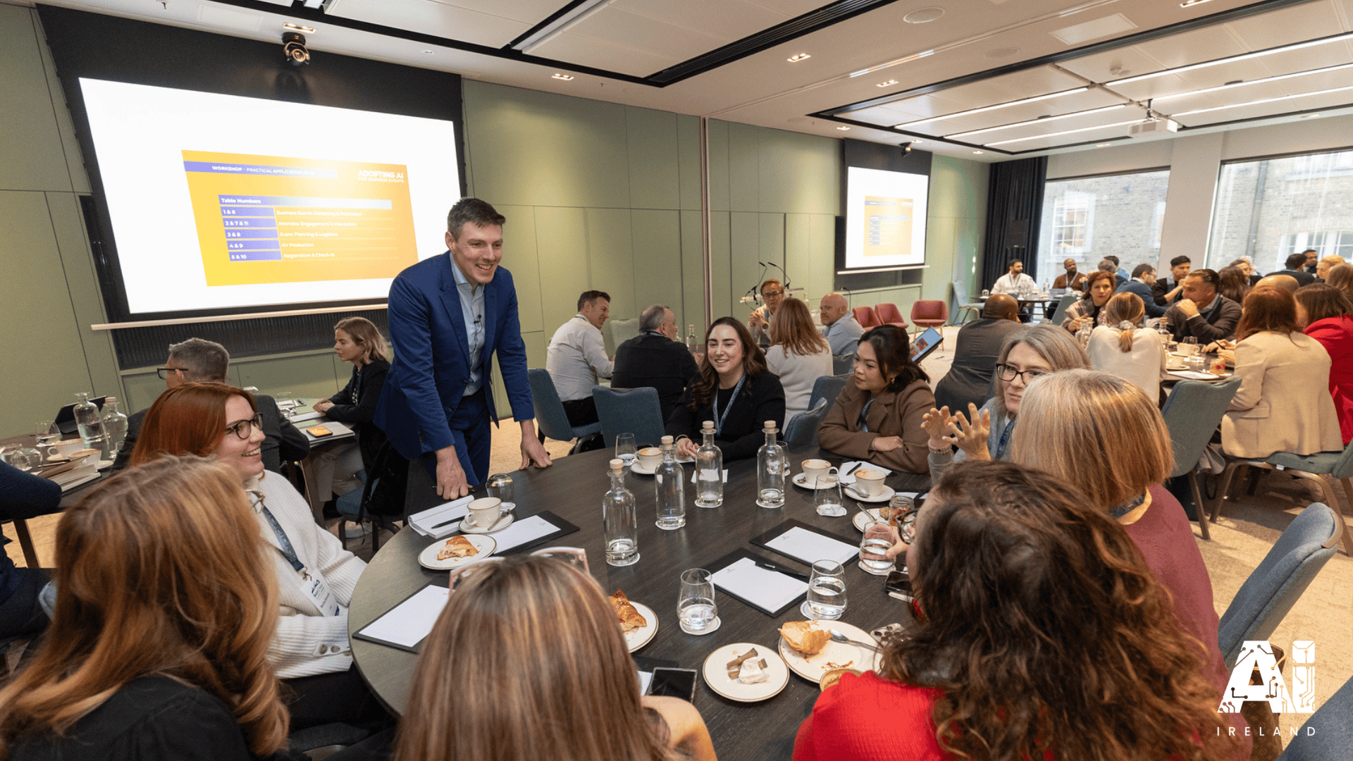 Mark Kelly working with participants during an AI Ireland group workshop