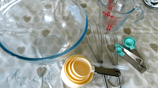 Items required for making bath bombs